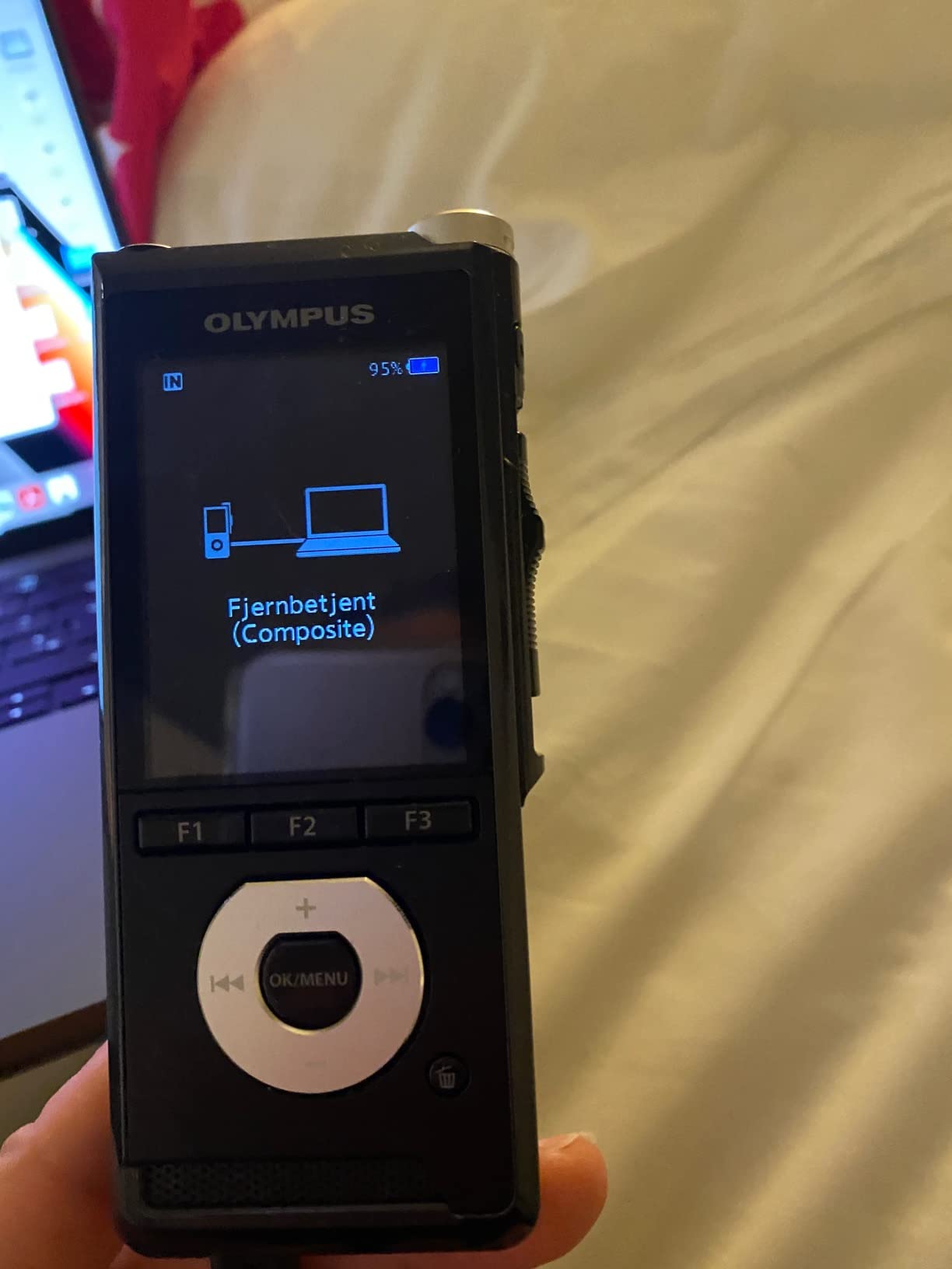Olympus DS-2600 Digital Voice Recorder with Slide Switch & Dictation Management Software, DSS Pro, MP3, PCM, USB, External SD Card Slot + Internal Memory 2 GB customer photo 2