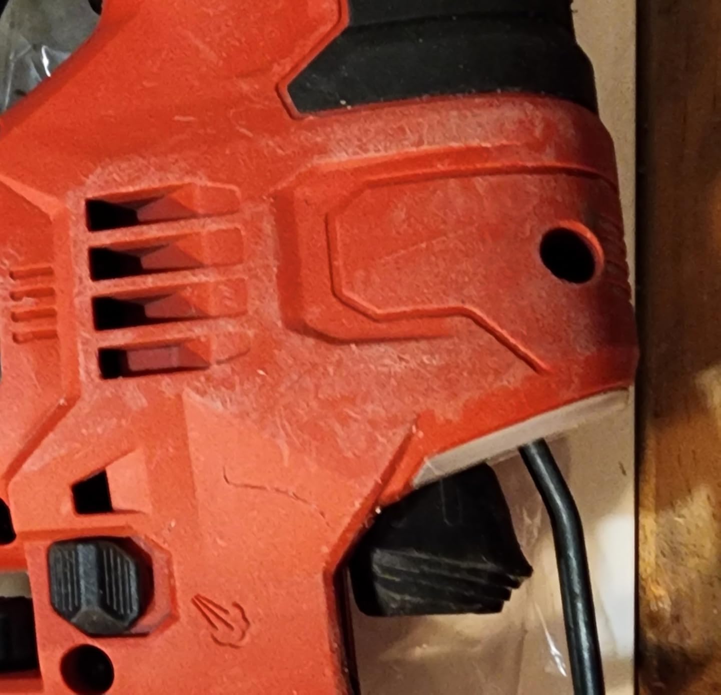 SKIL 6 Amp Corded Jig Saw with Tool-Free Blade Change - JS314901 customer photo 2