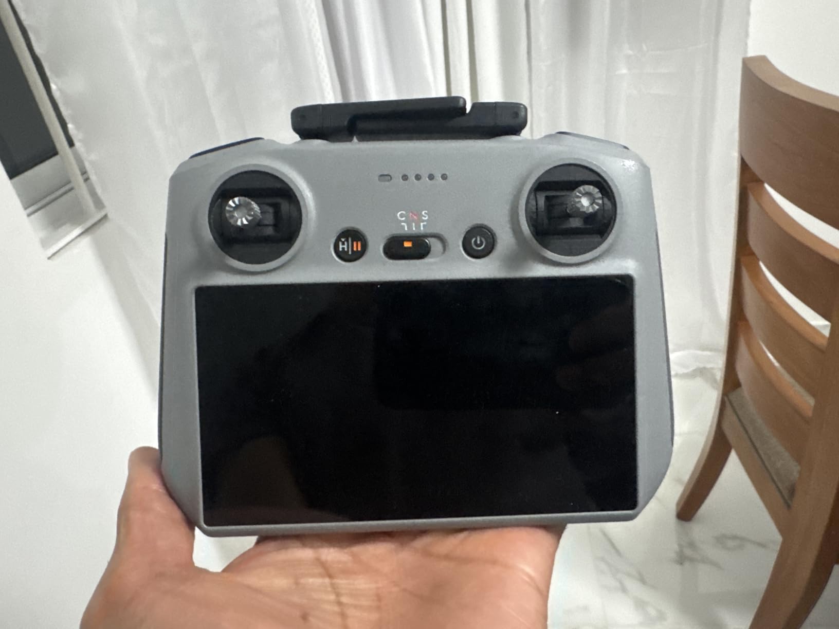 DJI RC 2, Remote Controller with Next-Gen Processor, 20km O4 Transmission, 5.5-inch FHD Screen, 2T4R Antennas customer photo 2