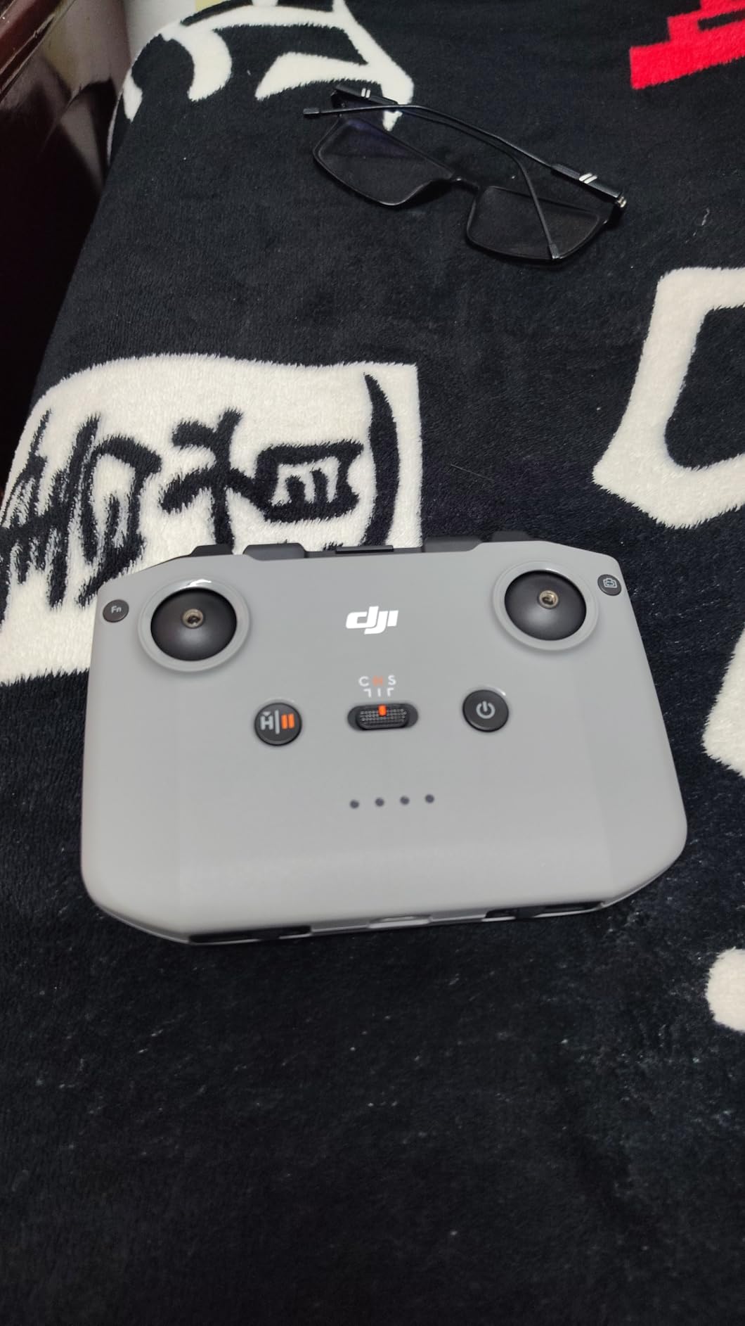 DJI RC-N3 Remote Controller, Compatibility: DJI Flip, DJI Neo, DJI Mini 4 Pro, DJI Air 3, DJI Air 3S customer photo 2
