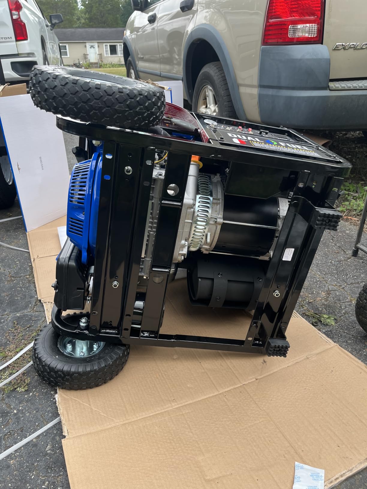 DuroMax XP13000EH 13,000-Watt Dual Fuel Portable Generator - Gas & Propane, Electric Start, Whole Home Backup Power, Transfer Switch Ready, RV & Emergency Ready customer photo 1