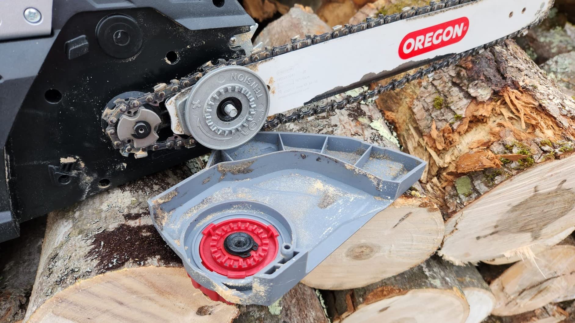 Oregon 2400W Corded Electric Chainsaw with 16