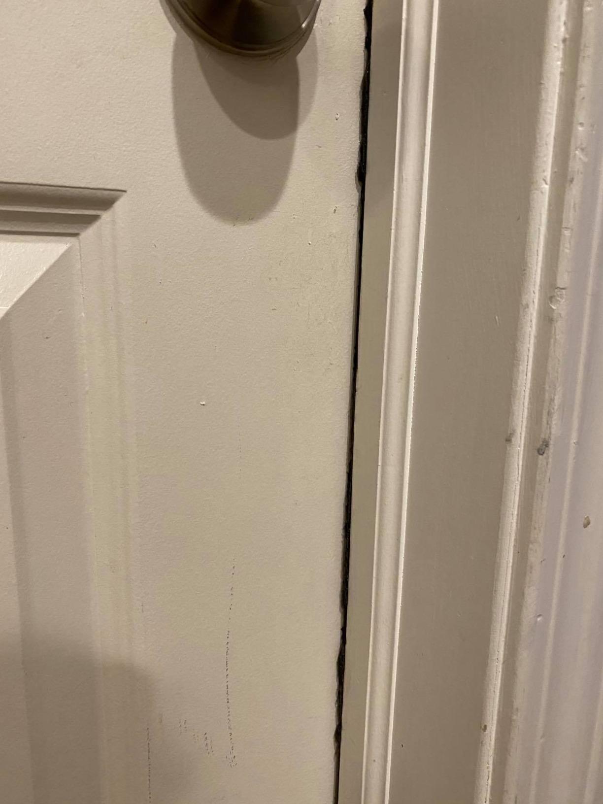 Audimute Soundproofing Acoustic Door Seal Kit - Door Sweep and Seal - (Large Size) customer photo 1