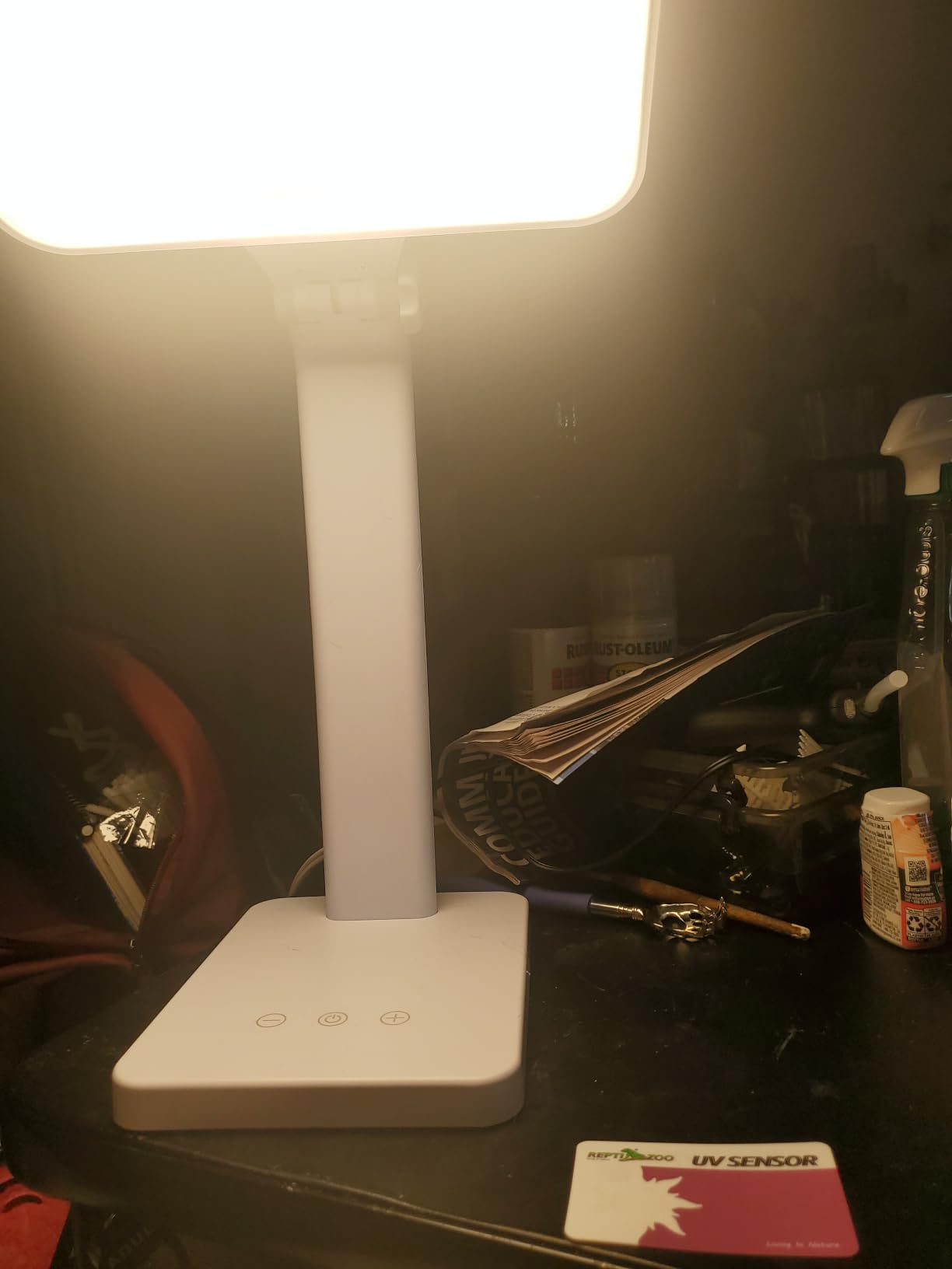 Theralite Aura Bright 10000 Lux Therapy Lamp, Sun Lamp for Light Box Therapy to Fight Low Energy with Adjustable Brightness 4 Light Settings for Sunlight Deprivation for Home and Office Use, White customer photo 1