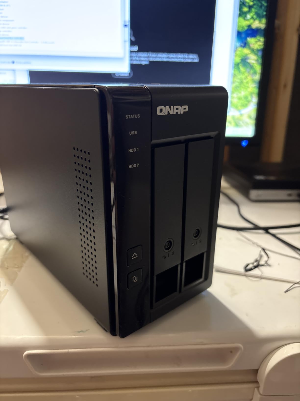 QNAP TR-004 4-Bay USB Type-C Direct Attached Storage (DAS) with Hardware RAID (Diskless) customer photo 1