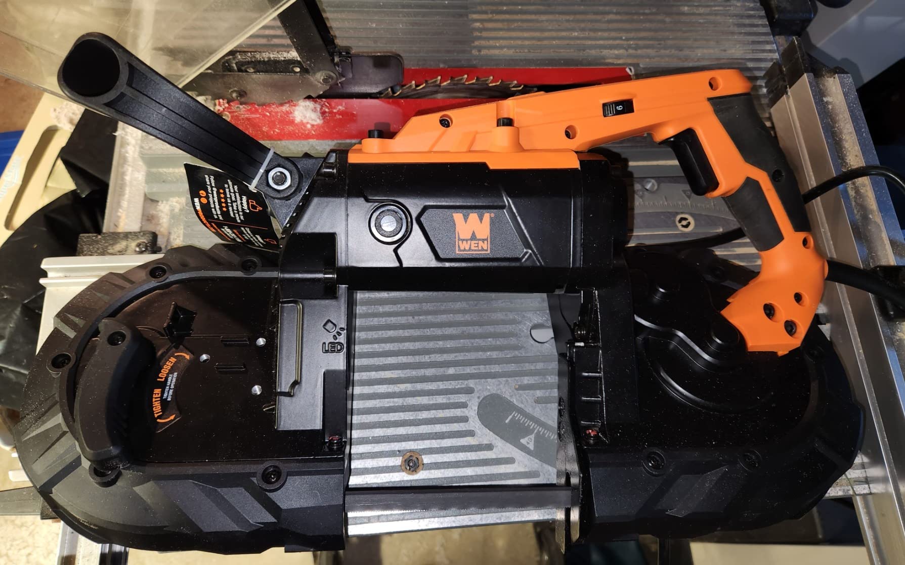 WEN Portable Band Saw for Metal, 10-Amp, Variable Speed, Handheld (94396) customer photo 2