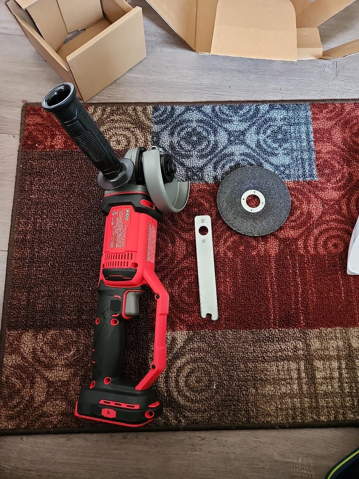 CRAFTSMAN V20* Angle Grinder, Small, 4-1/2-Inch, Tool Only (CMCG400B) customer photo 1