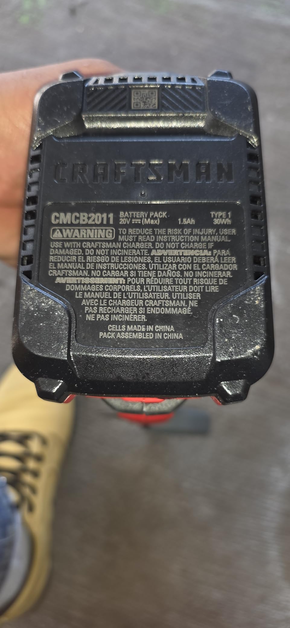 CRAFTSMAN V20* Angle Grinder, Small, 4-1/2-Inch, Tool Only (CMCG400B) customer photo 2