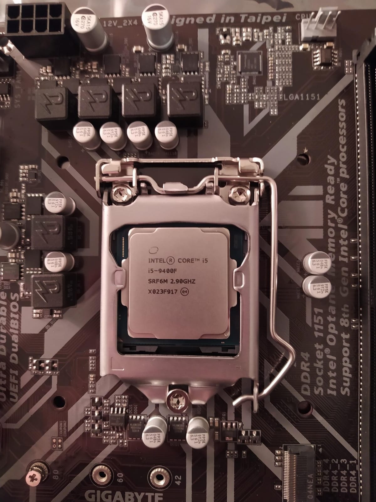 Intel Core i5-9400F Desktop Processor 6 Cores up to 4.1 GHz Turbo without Processor Graphics LGA1151 300 Series 65W customer photo 1