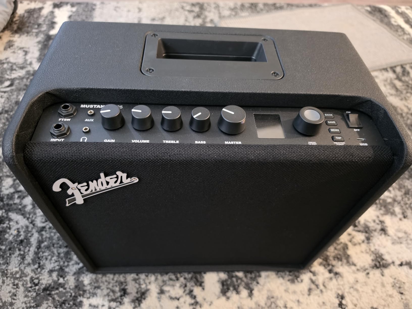 Fender Mustang LT25 Guitar Amplifier, 25-Watt Digital Modeling Combo Amp customer photo 1