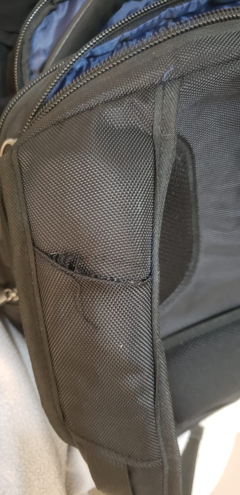 Kenneth Cole Reaction ProTec Travel Business Backpack 17