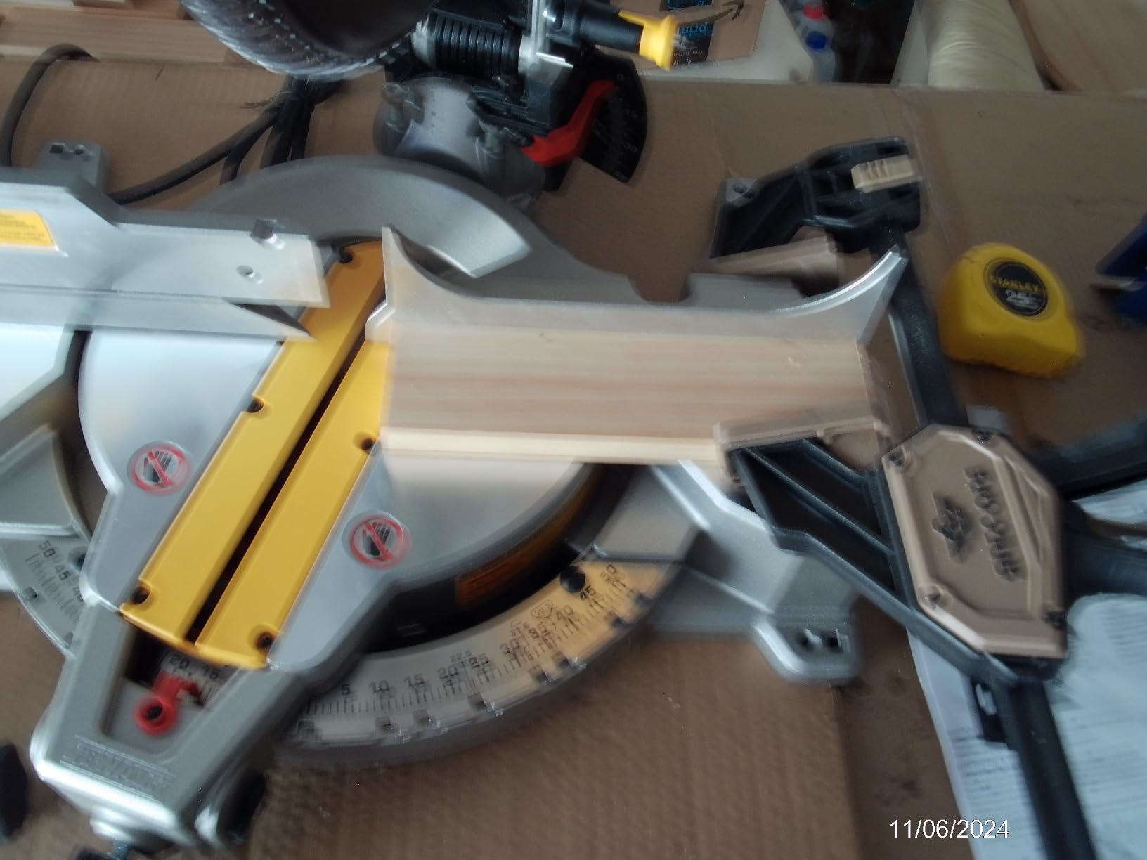 DEWALT Miter Saw, Single Bevel, Compound, 10-Inch, 15-Amp (DWS713) customer photo 2