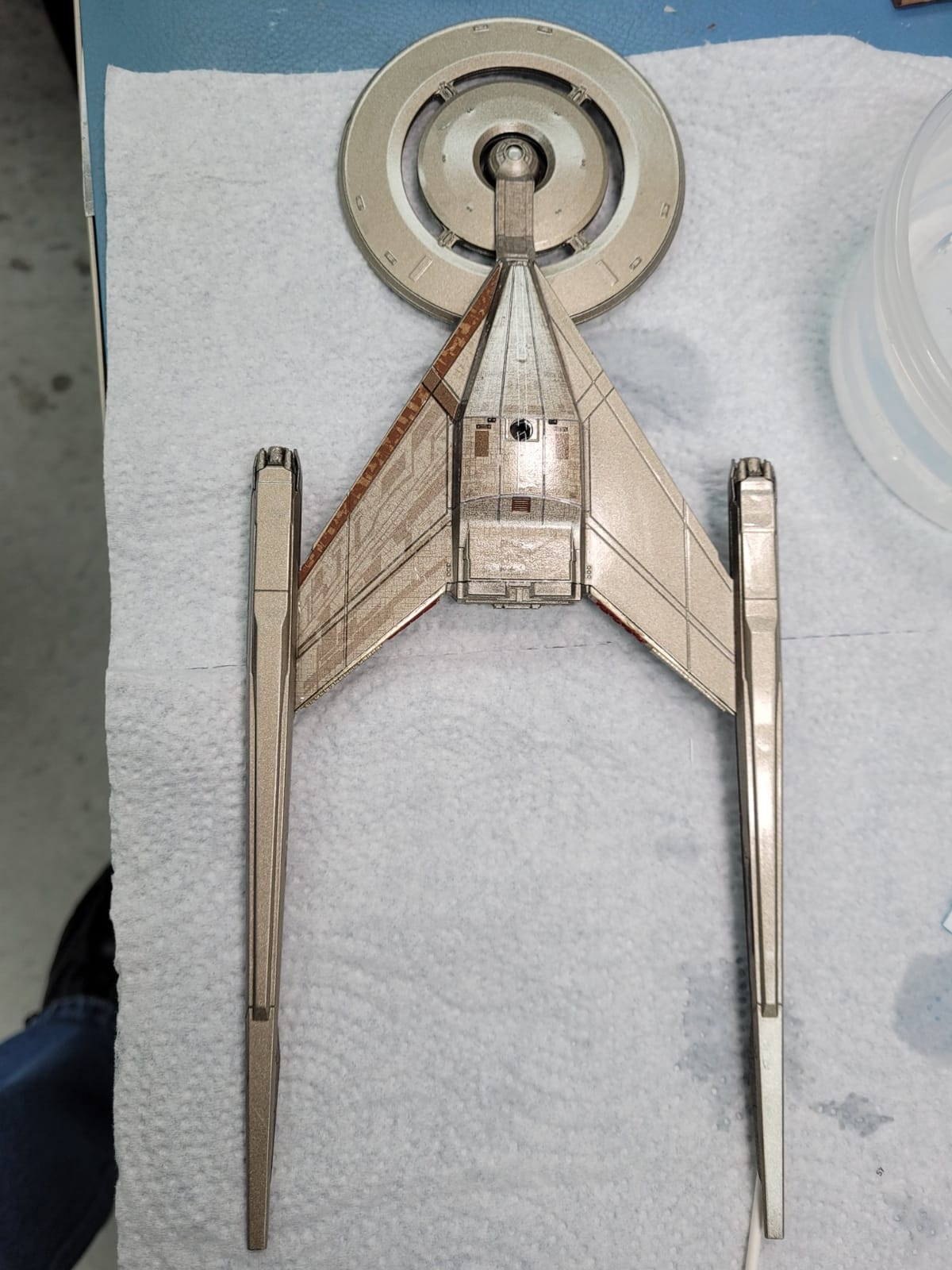 Star Trek U.S.S. Discovery NCC-1031 1:2500 Scale Plastic Model Kit (POL961M) customer photo 2