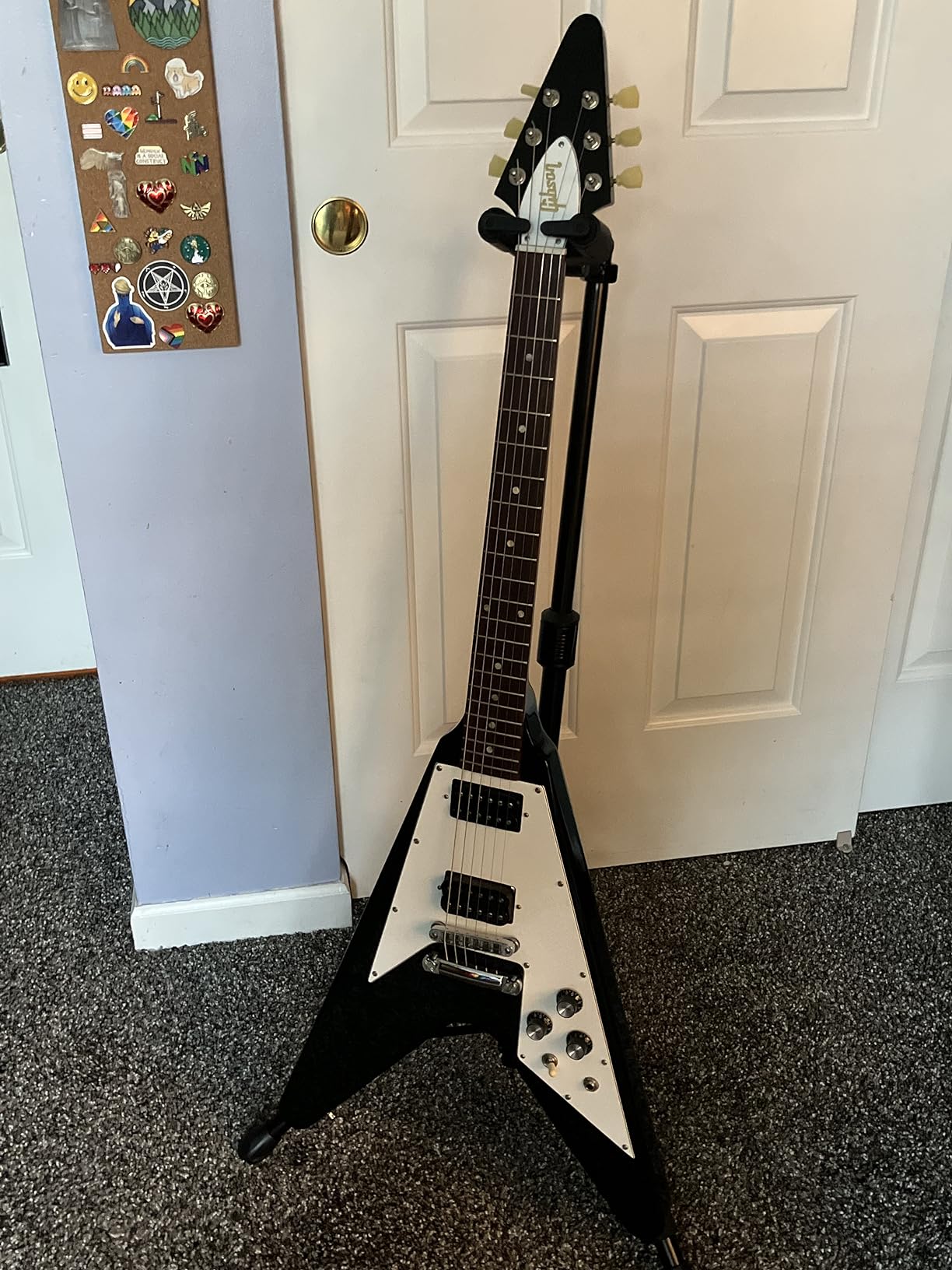 Hercules GS415BPLUS AutoGrip System Guitar Stand customer photo 2
