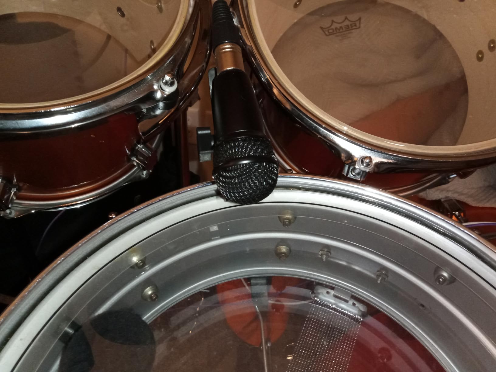 XTUGA MI7 Drum Microphone Kit, 7 Pieces Metal Wired Dynamic Drum Mic Set with Carrying Case customer photo 1