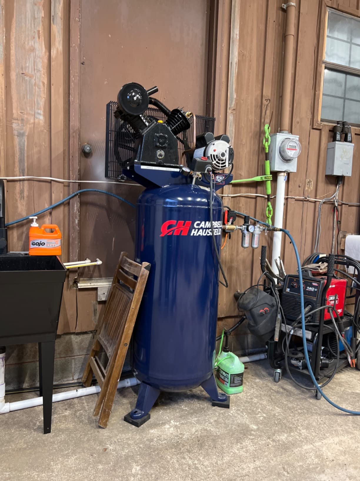 Campbell Hausfeld 60-Gallon 2-Stage Air Compressor, 175 PSI, 230V customer photo 2