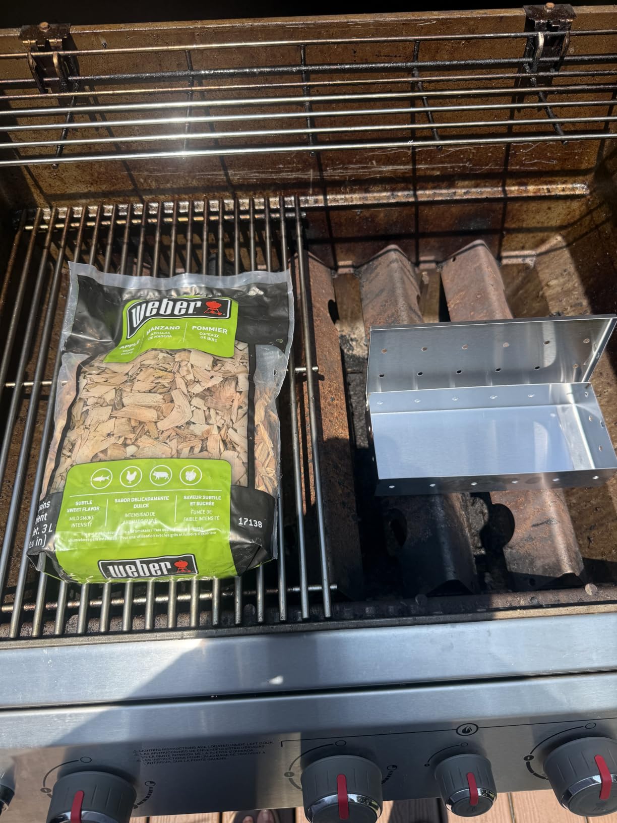 Kaluns Universal Stainless Steel Smoker Box, Gas or Charcoal Grill Smoke Box customer photo 1