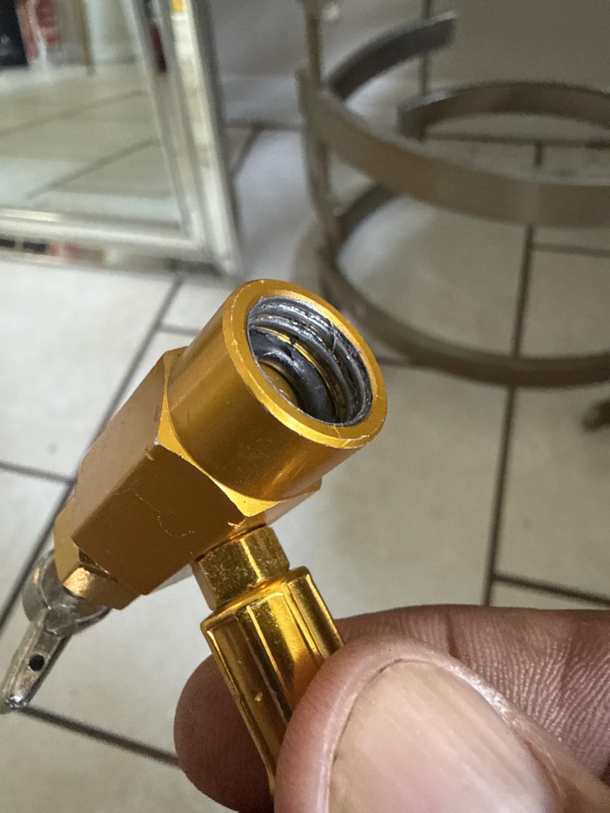 R1234YF Refrigerant Charge Hose Kit, R-1234YF AC refrigerant Can Hose with Gauge, 1/2 Acme LH Can Opener Tap And R1234YF Low Side Adapter customer photo 2