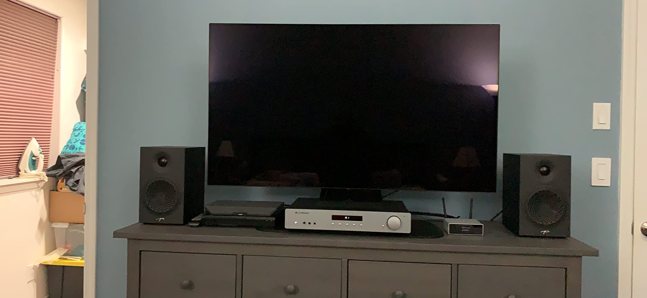 Cambridge Audio AXA35 Integrated Amplifier with Built in Phono Stage (Silver) customer photo 2