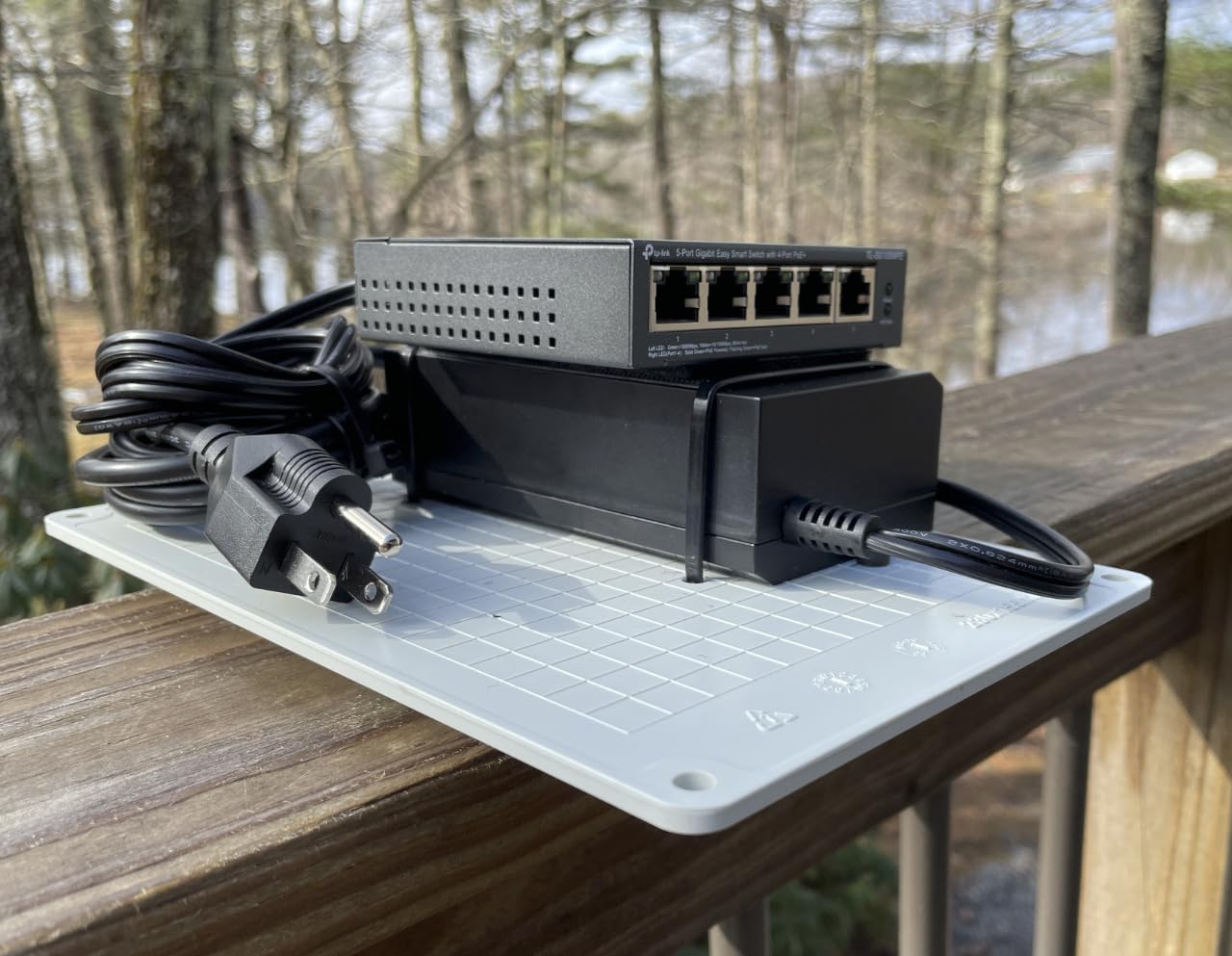 TP-Link 8 Port Gigabit PoE Switch | 8 PoE+ Ports @126W | Plug & Play | Limited Lifetime Protection | Desktop/ Rackmount | Prioritized Power Supply | Sturdy Metal | Shielded Ports (TL-SG1008MP) customer photo 1