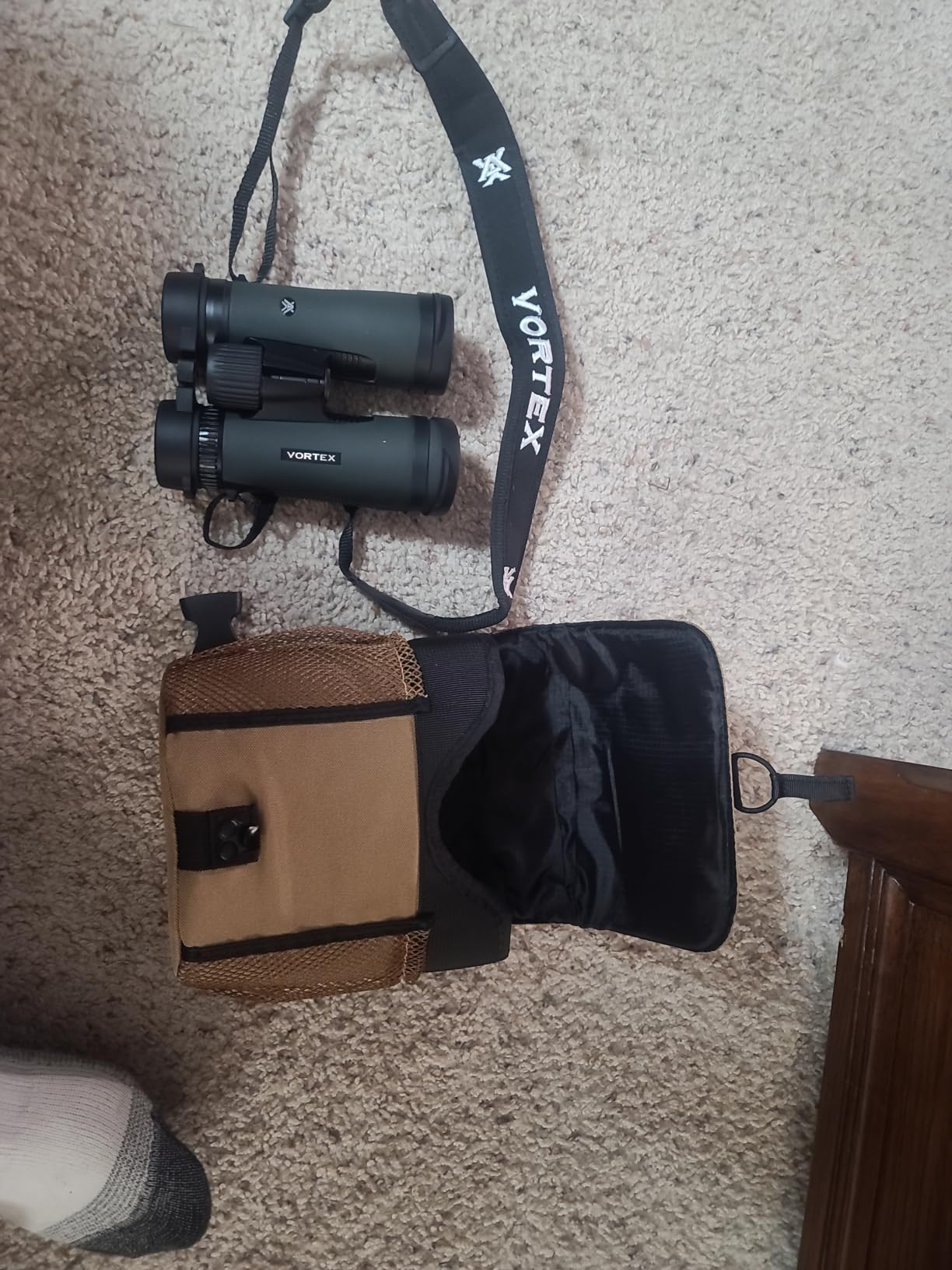 Vortex Diamondback HD 10x42 Binocular DB-215 | HD Optics, Tripod Adaptable, Waterproof, Fogproof, Shockproof, Included GlassPak - Unlimited, Unconditional Warranty customer photo 2
