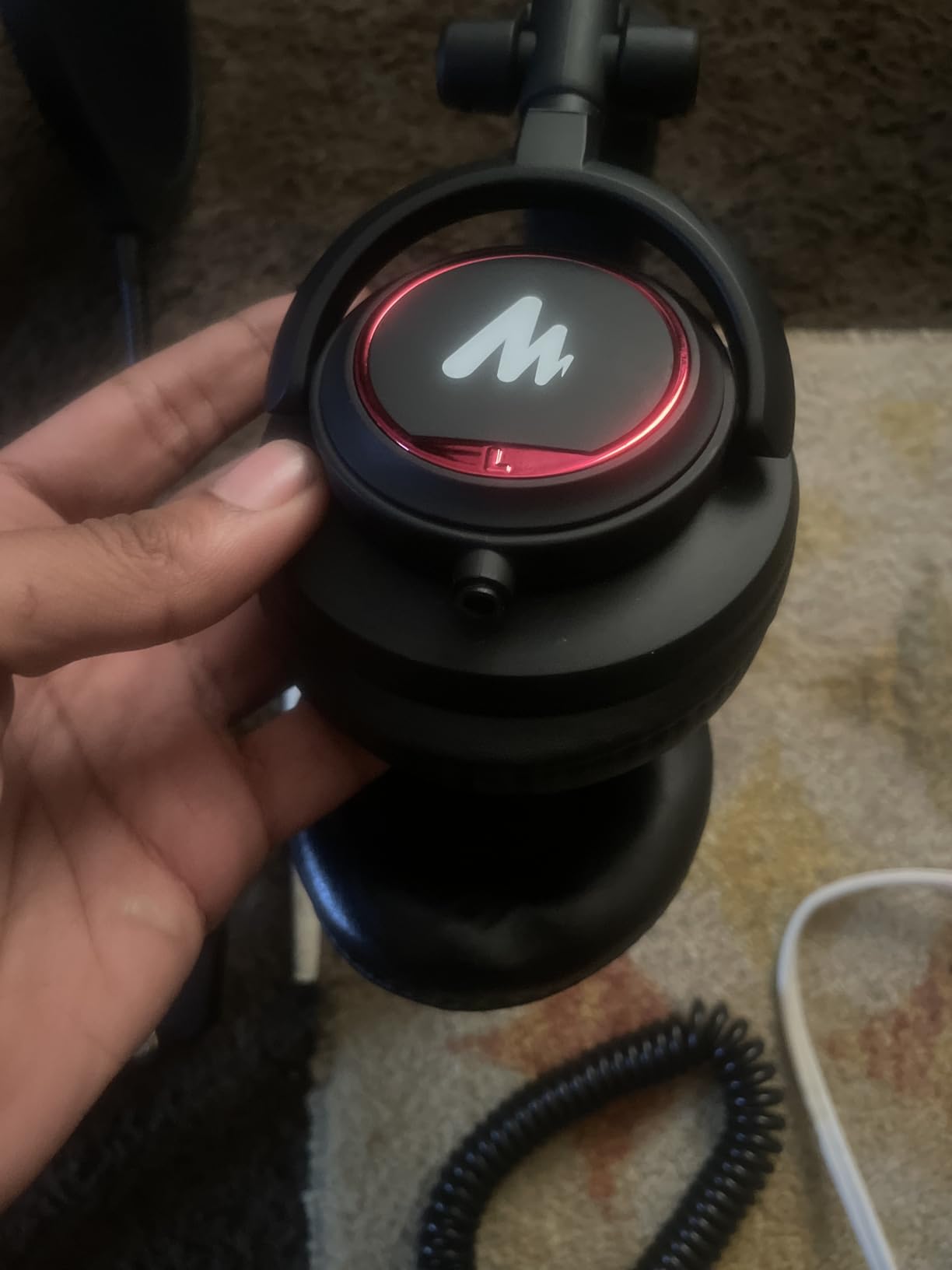 MAONO Microphone with Studio Headphone Set 192kHz/24bit Vocal Condenser Cardioid Podcast Mic Compatible with Mac and Windows, YouTube, Gaming, Live Streaming, Voice-Over (AU-A04H) customer photo 2