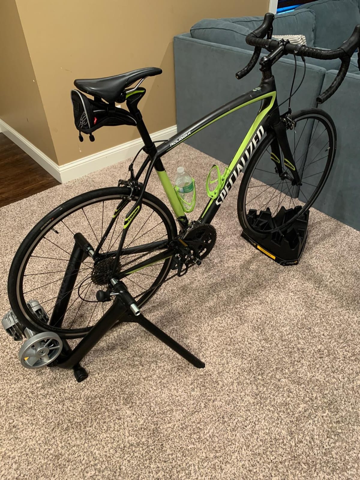 Saris Fluid2 Indoor Bike Trainer, Smart Equipped Option, Fits Road and Mountain Bikes, Compatible with Zwift App customer photo 1