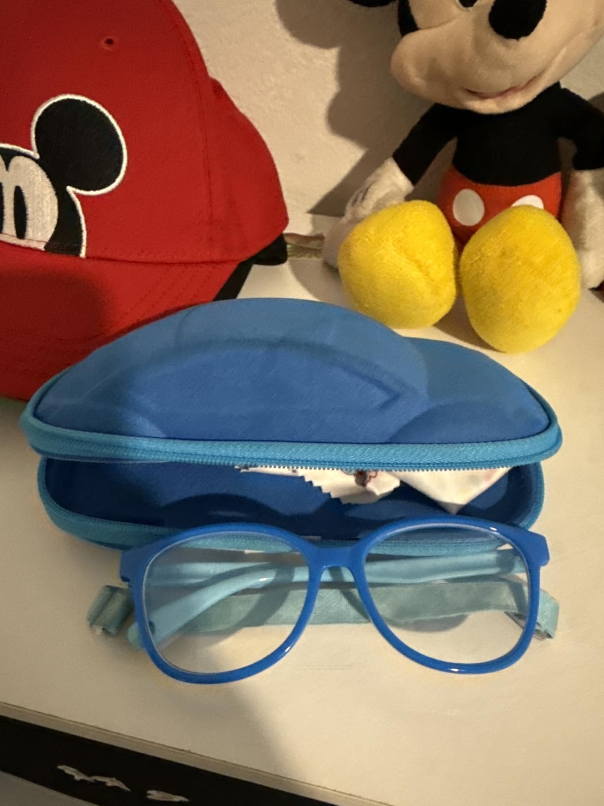 Blue Light Glasses for Kids Girls Boys with Cute Car Case, UV400 Protection, Anti Blue Ray Age3-12 customer photo 2