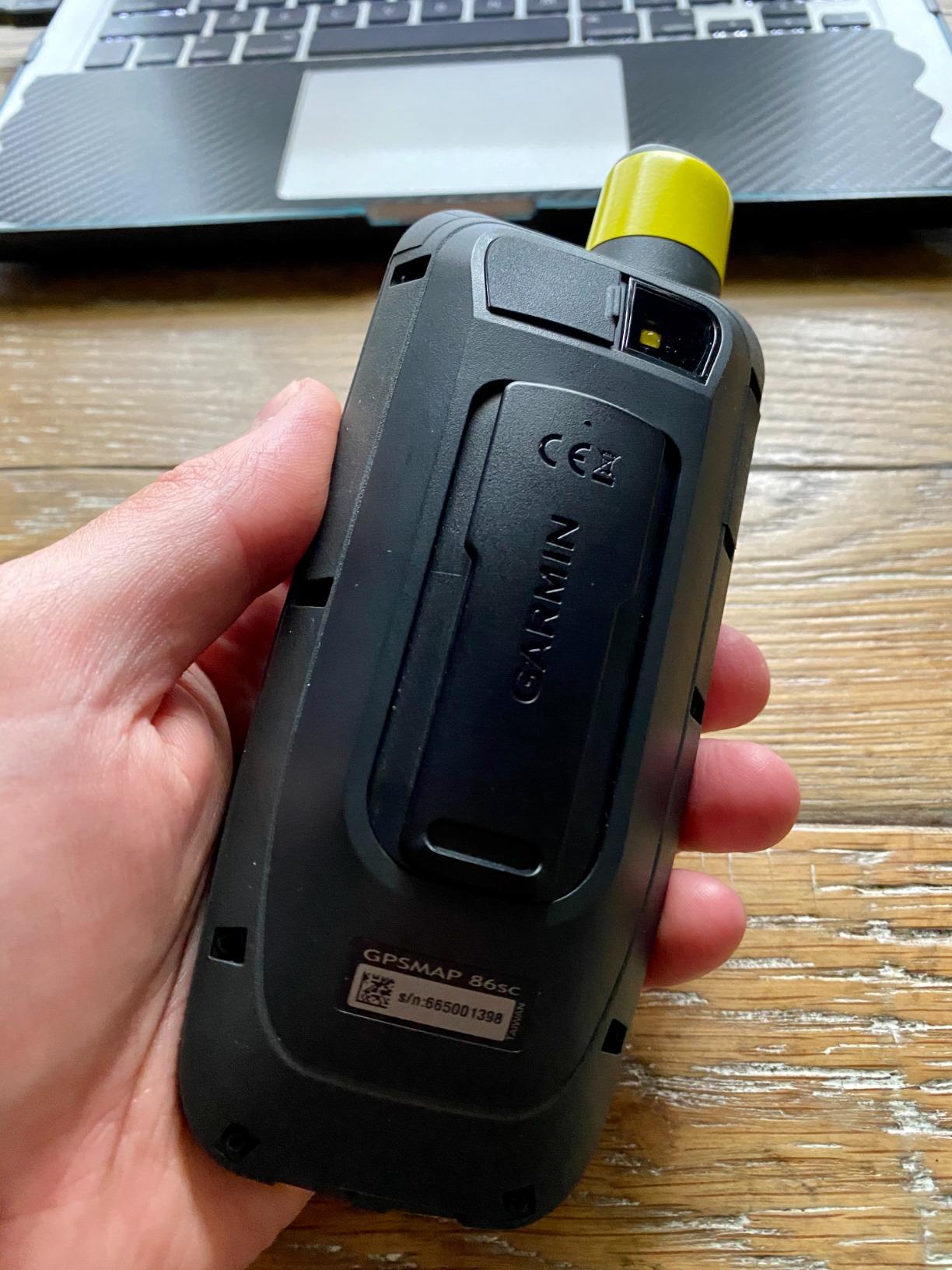 Garmin GPSMAP 86i, Floating Handheld GPS with Button Operation, Inreach Satellite Communication Capabilities customer photo 1