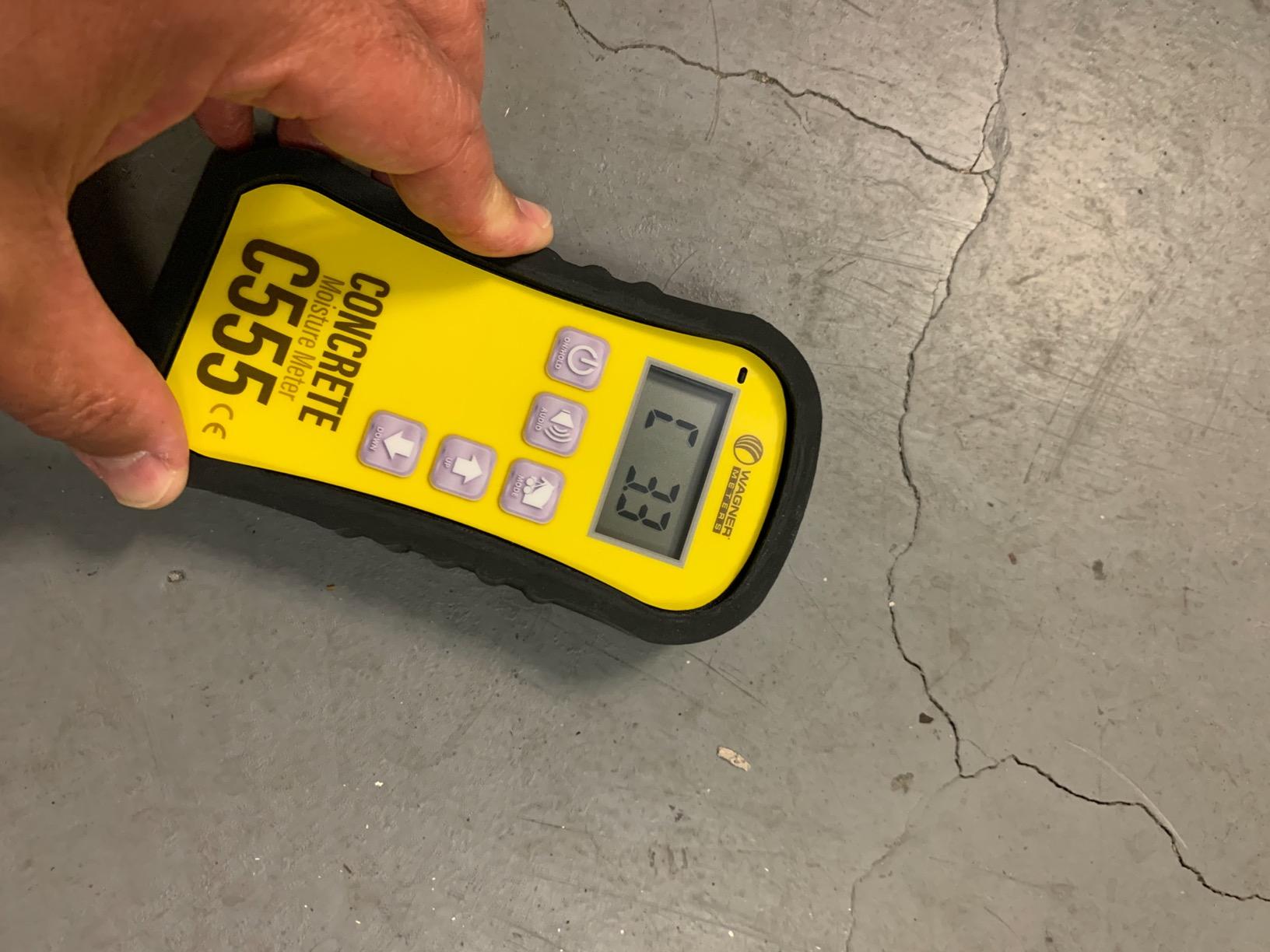 Wagner Meters C555 Pinless Concrete Moisture Meter - Fast Moisture Testing with No Surface Damage (with Standard Calibrator) customer photo 1