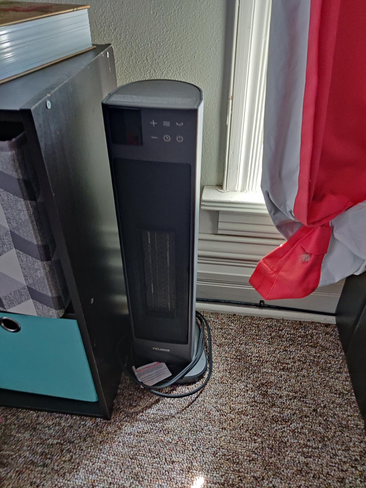 PELONIS 23 Inch Oscillating Ceramic Tower Space Heater with Remote & Thermostat, Electric Energy Efficient Floor Heater for Indoor Use Large Room Safe with Timer, ECO Mode, 1500W, White customer photo 1