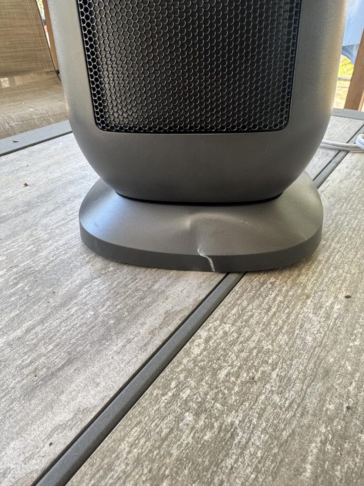 PELONIS 23 Inch Oscillating Ceramic Tower Space Heater with Remote & Thermostat, Electric Energy Efficient Floor Heater for Indoor Use Large Room Safe with Timer, ECO Mode, 1500W, White customer photo 2