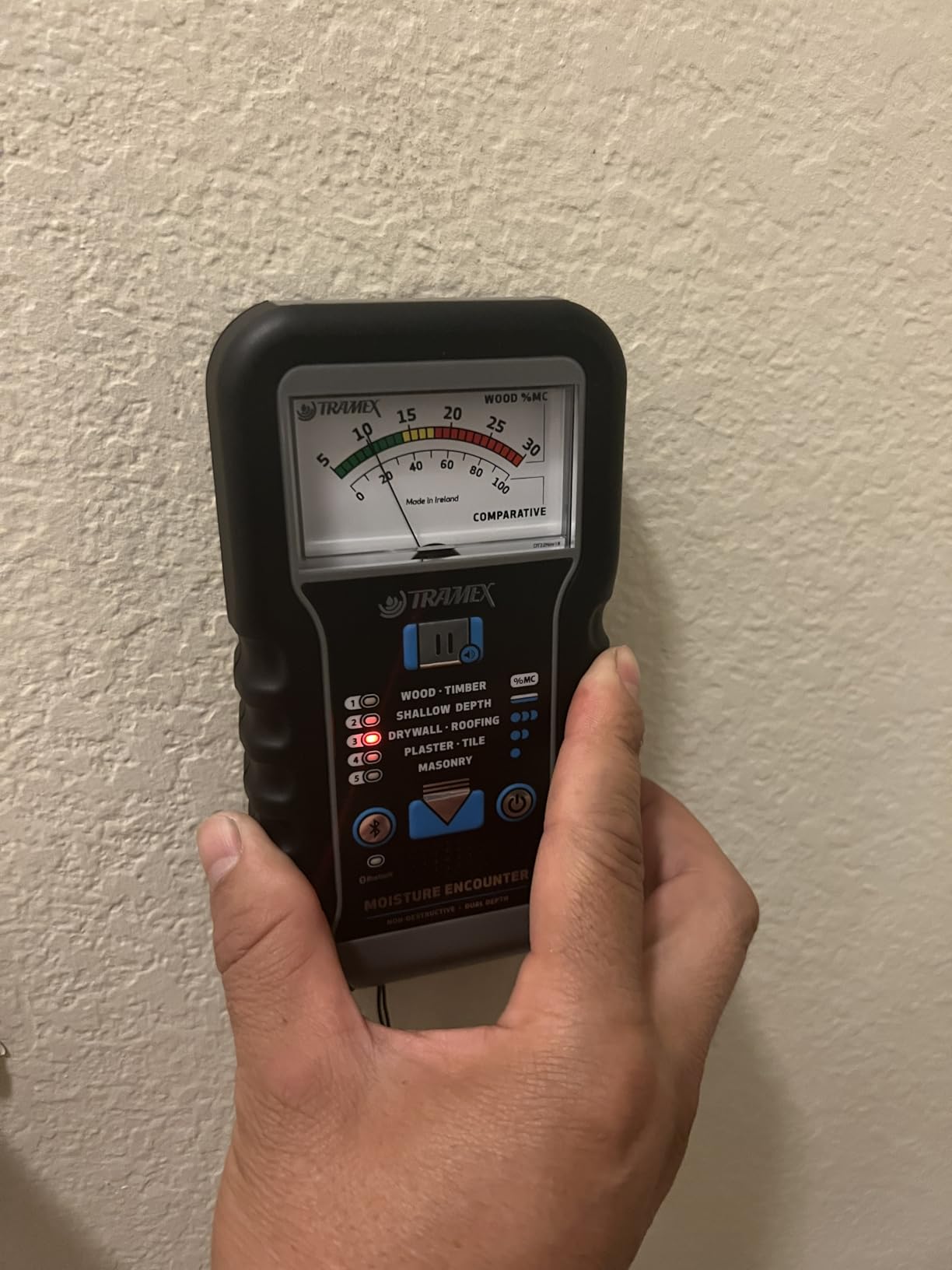 Tramex Moisture Encounter ME5 | Pinless Meter for Measuring Moisture Content in Wood, Drywall & Building Materials customer photo 1