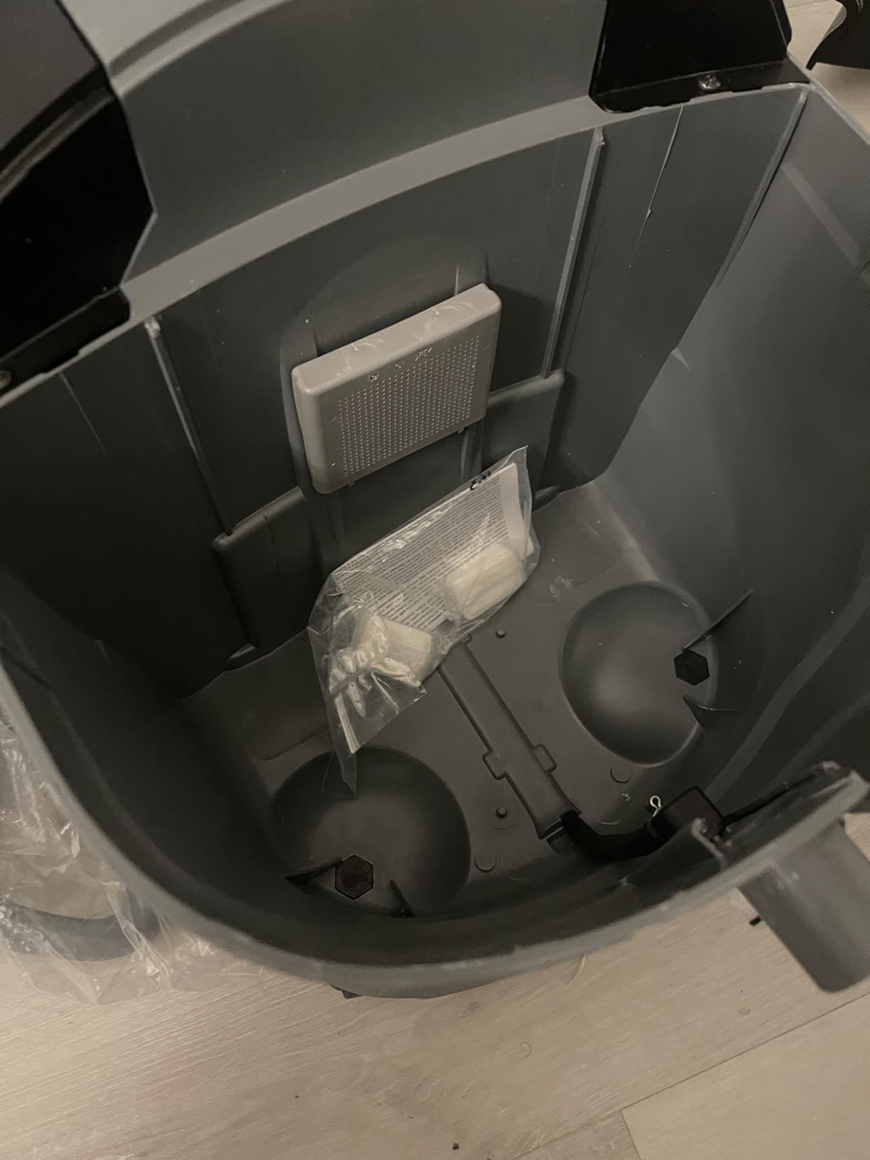 Kärcher Puzzi 10/1 Commercial Carpet Extractor 12.5 PSI | Spot Cleaner for Area Rugs, Car & Auto Detailing, Carpet & Upholstery | 4.9 Gallon customer photo 2