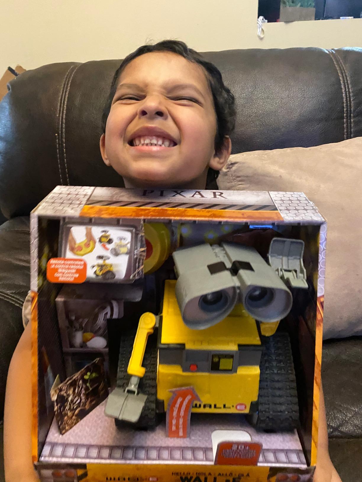 Mattel Disney Pixar WALL-E RC Robot Toy with 20+ Lights & Sounds, Hello WALL-E Action Figure & Remote Control customer photo 1