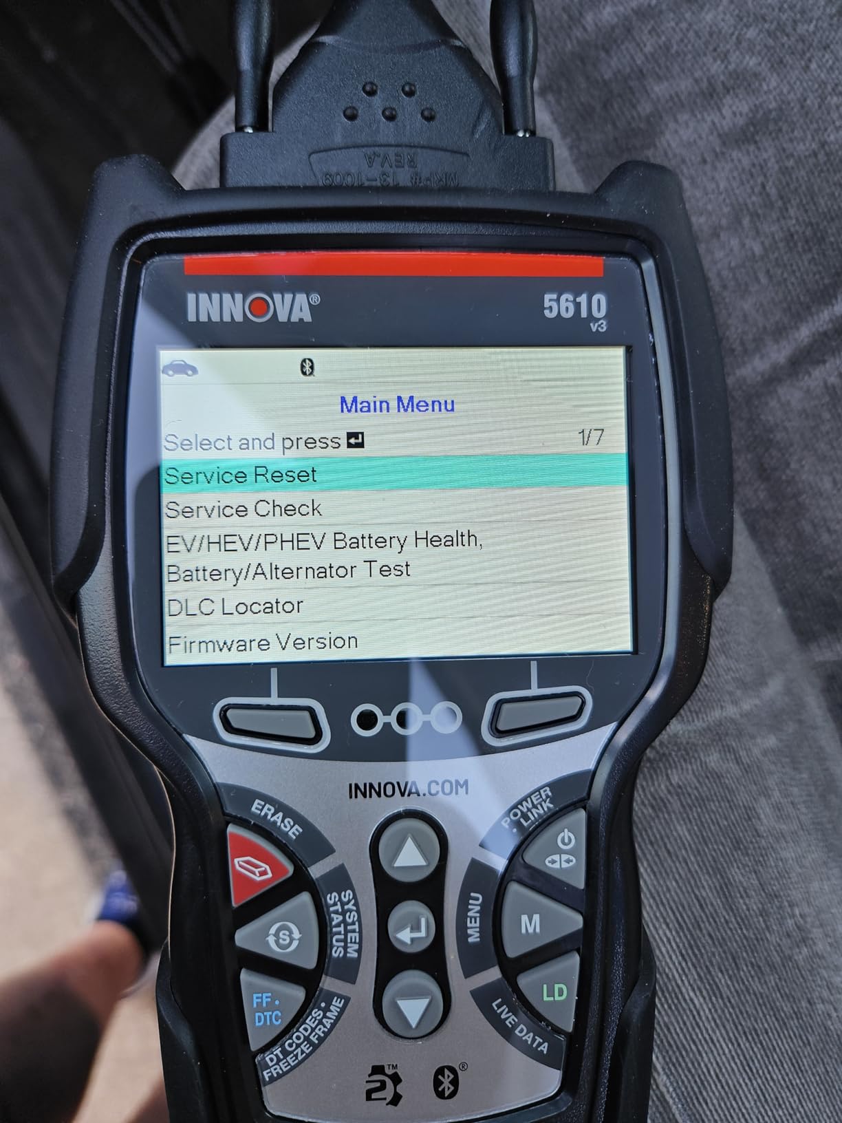 Innova 5610 OBD2 Bidirectional Scan Tool - Understand Your Vehicle, Pinpoint What's Wrong customer photo 1
