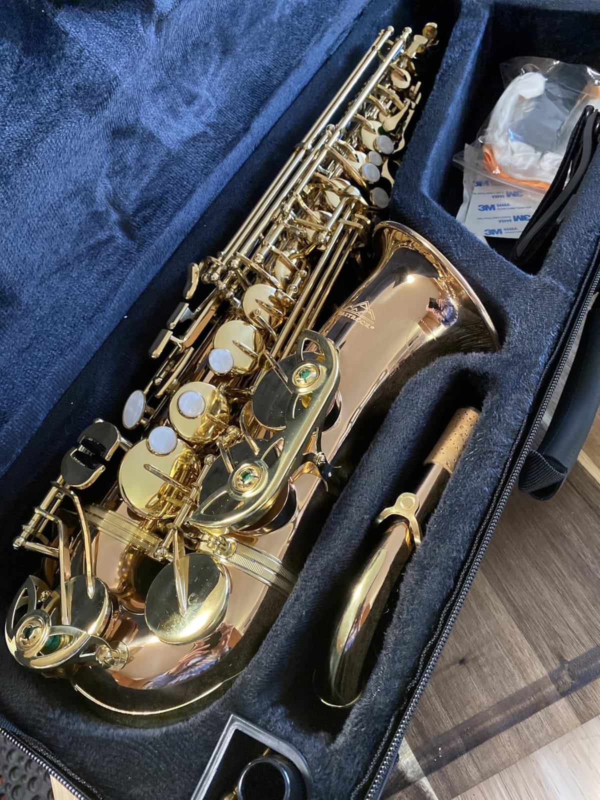 EASTROCK E Flat Alto Saxophone Black/Golden Sax for Beginners and Students customer photo 2