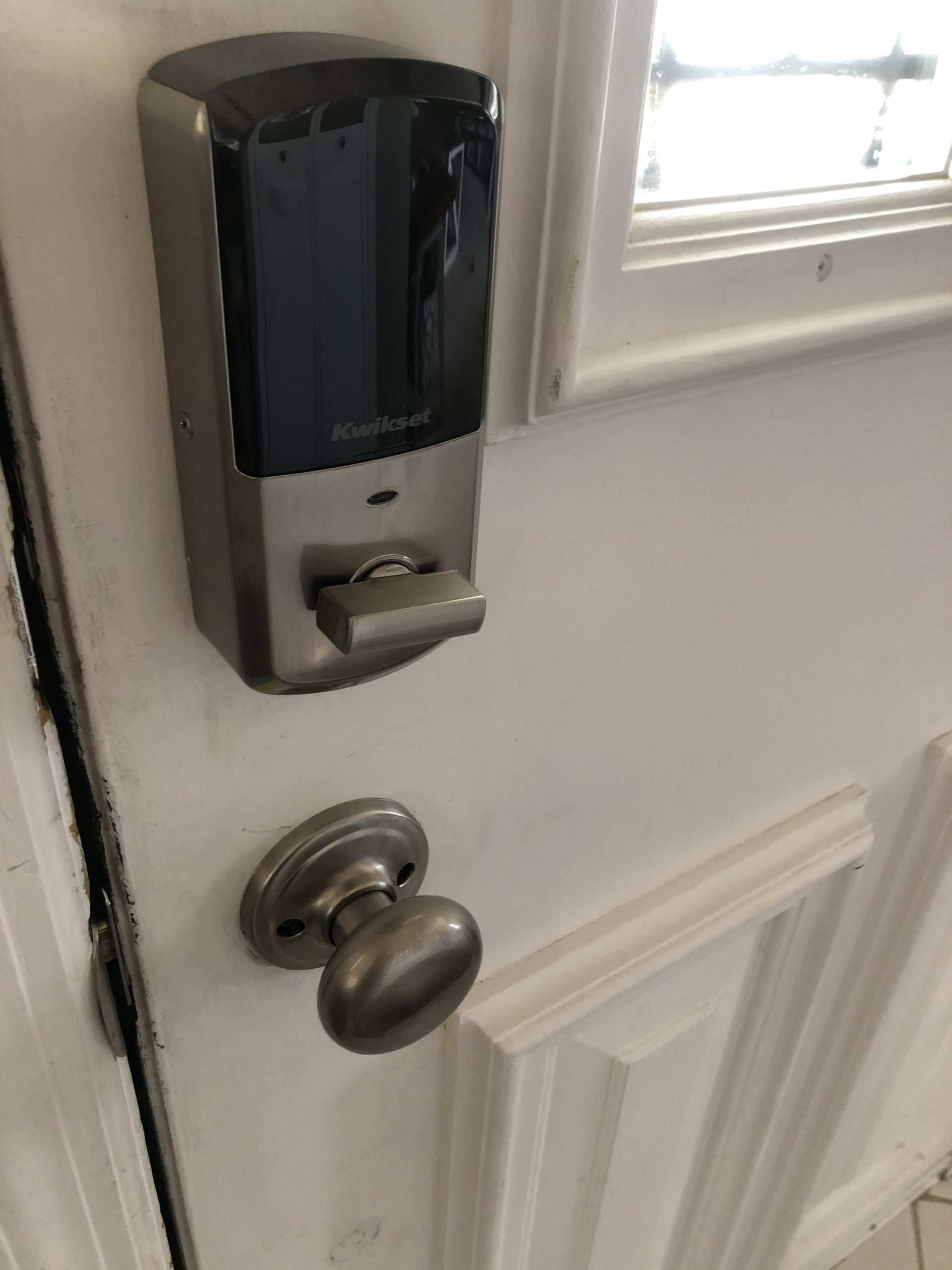 Kwikset Halo Wi-Fi Enabled Smart Lock Deadbolt with Keypad and SmartKey Backup Satin Nickel Finish | Geofence Auto-Unlock, Grade AAA Certified, No Hub Required, App Control, Share Access, Backlit Keypad customer photo 2