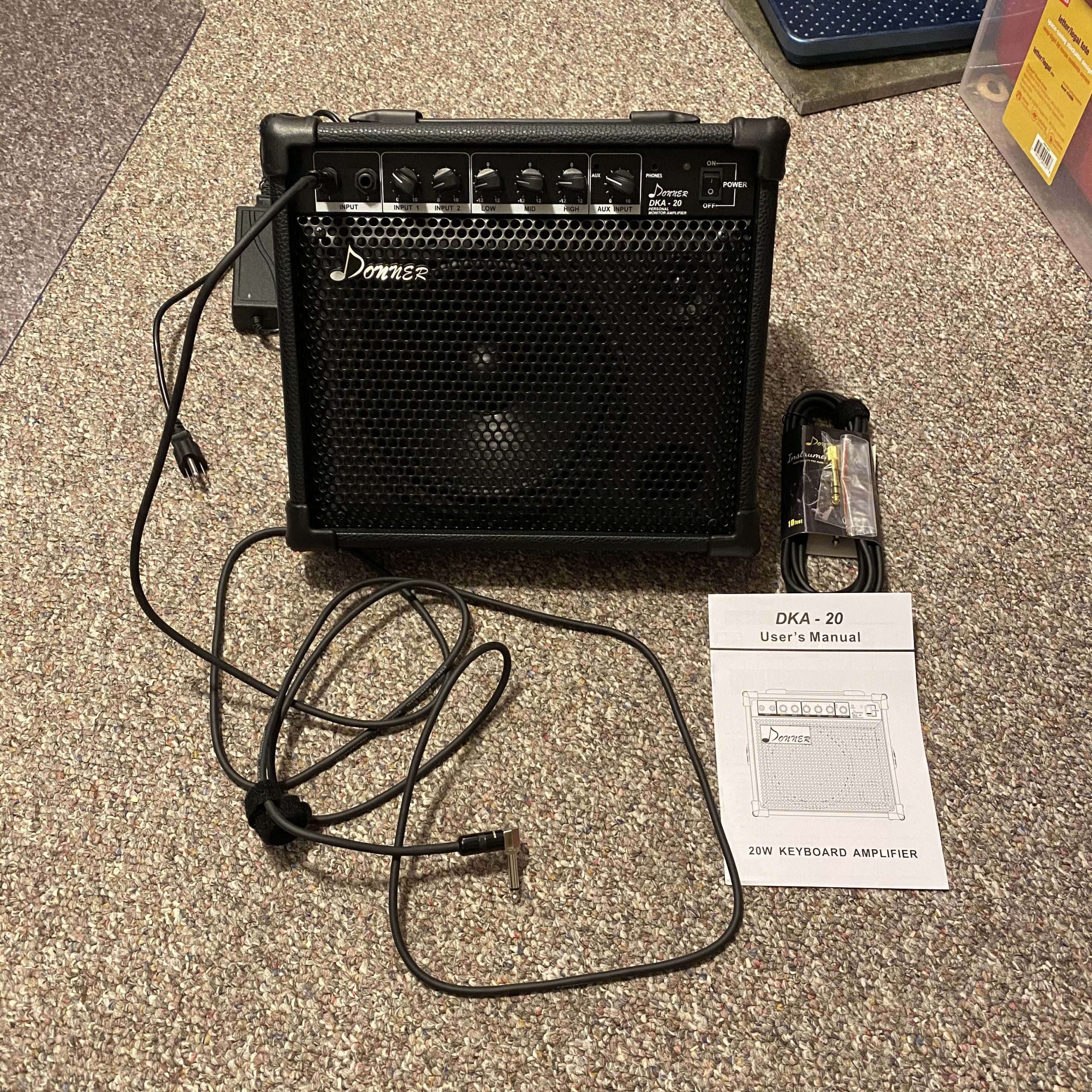 Donner DKA-20 Keyboard Amplifier 20 Watt Keyboard AMP with Aux in and Two Channels, Bass Guitar Amp, Piano Amplifier, Electronic Drum Speaker Support for Microphone Input customer photo 1