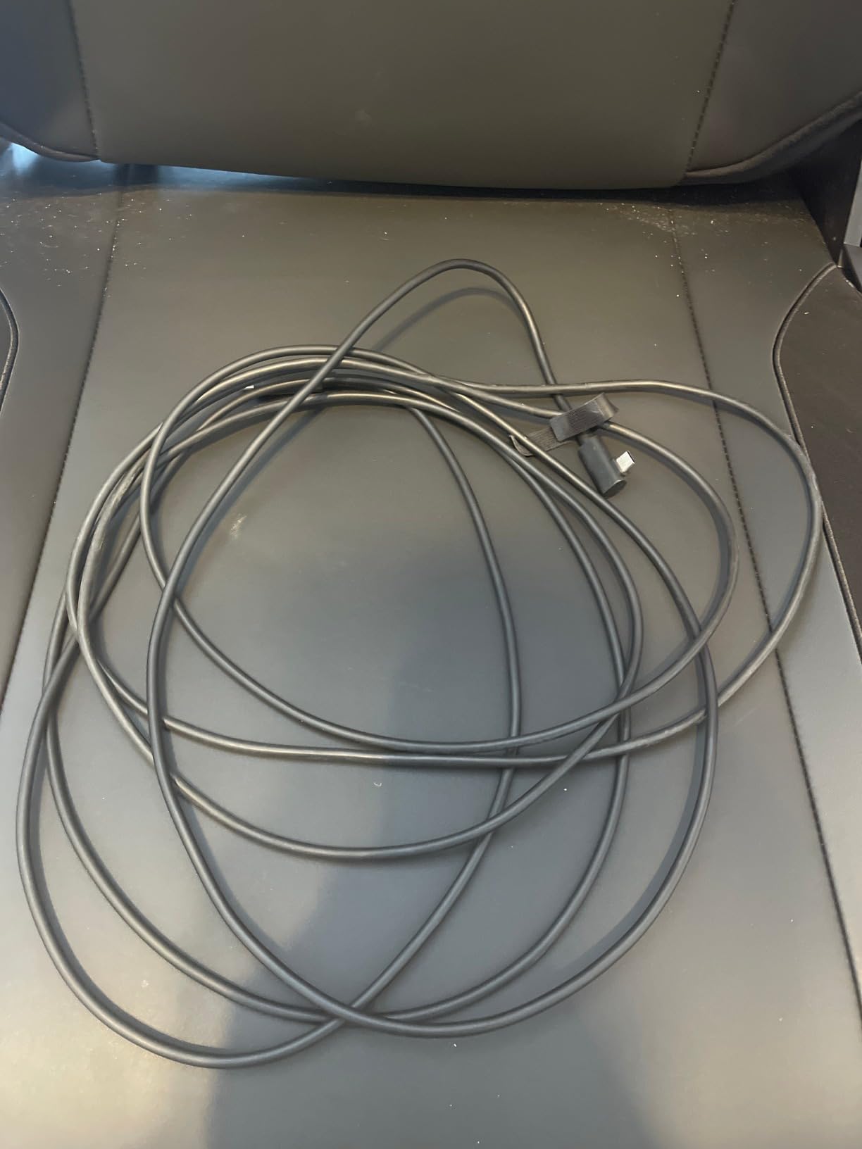 Meta Quest Link Cable - Virtual Reality Headset Cable for Quest - 16FT (5M) - PC VR customer photo 1