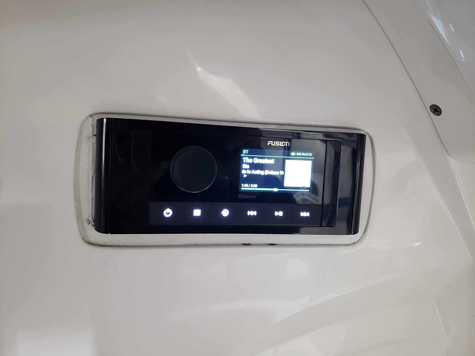 Fusion MS-RA210 Marine Stereo, with DSP, A Garmin Brand customer photo 1