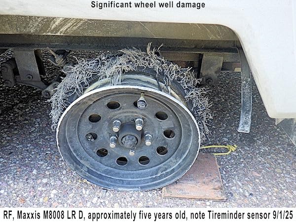 TireMinder i10 RV TPMS with 4 Transmitters, Black customer photo 1