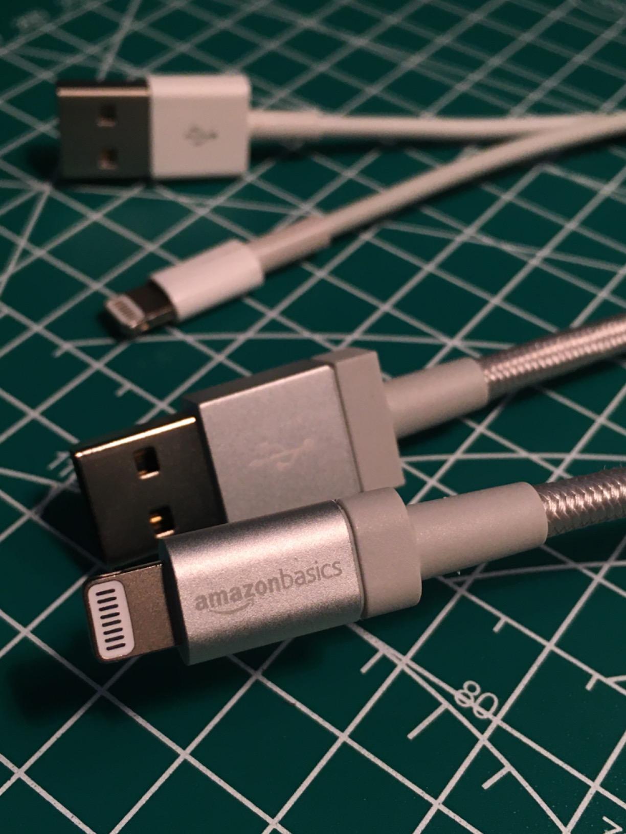 Amazon Basics USB-A to Lightning Charger Cable, MFi Certified, Nylon Braided Cord, Fast Charging for Apple iPhone 14 13 12 11 X Xs Pro, Pro Max, Plus, iPad, 6 Foot, Silver customer photo 2