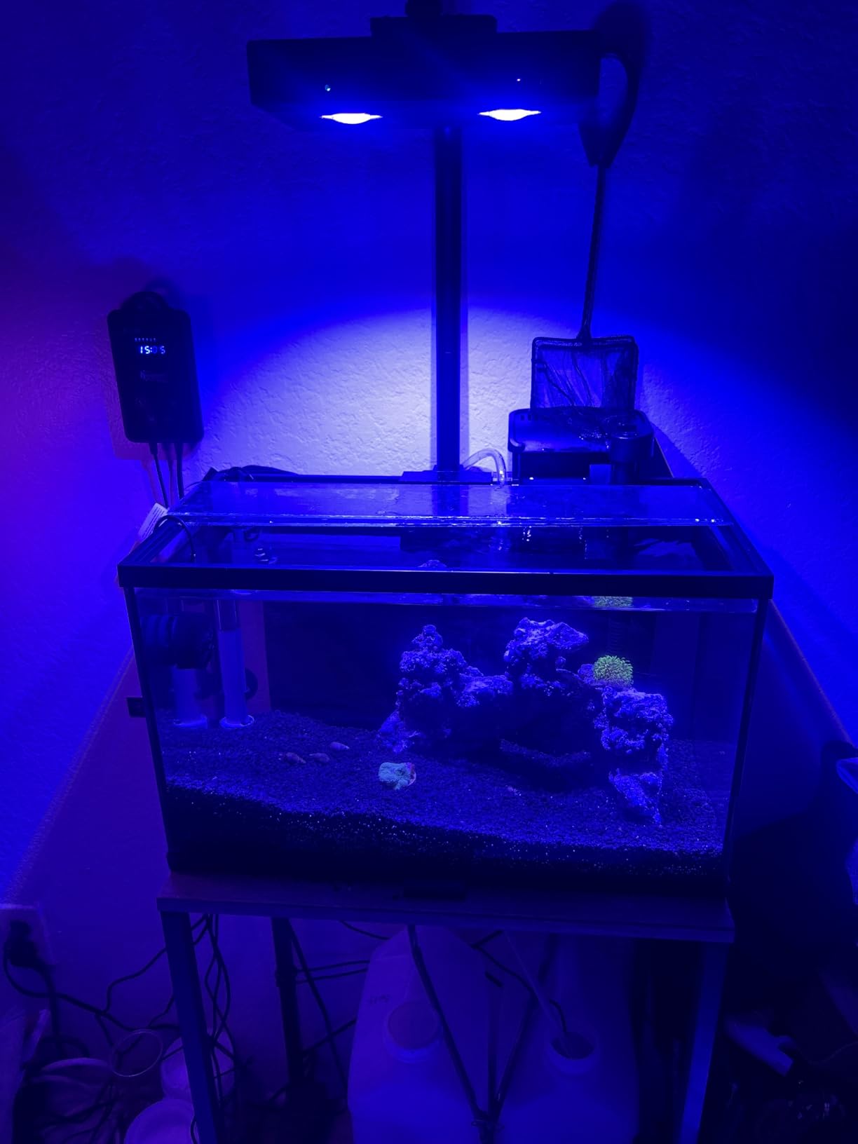 hygger Mini Wave Maker Aquarium Magnetic DC Powerhead with LED Display Controller for Saltwater Tank, 1600 GPH Aquarium Water Circulation Pump 5 to 30 Gallon Black customer photo 2