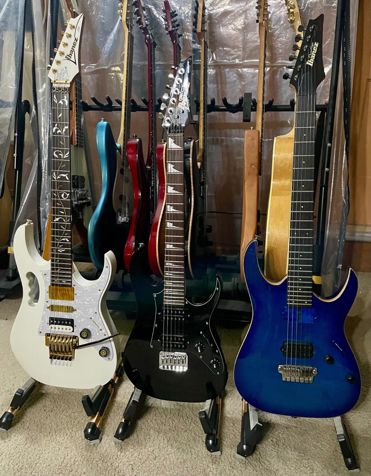 Ibanez GRGM21 GIO Mikro Electric Guitar, Blue Burst | Travel guitar with 24 frets, dual humbuckers and maple fretboard customer photo 2