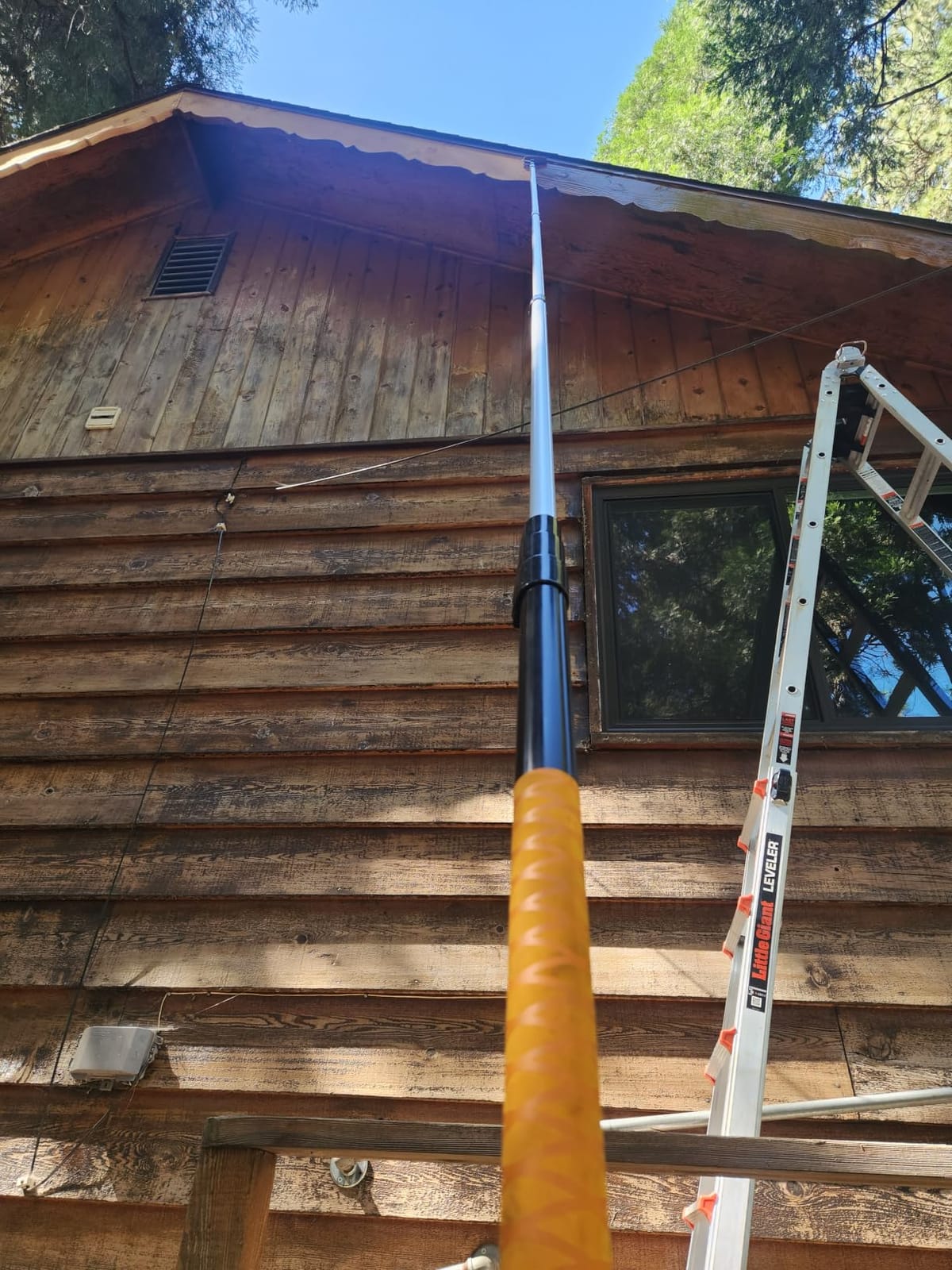5-24 ft Long Telescopic Extension Pole, Multi-Purpose Extendable Pole | Universal Twist-on Metal Tip // Lightweight and Sturdy // Best Telescopic Pole for Painting, Dusting and Window Cleaning customer photo 1