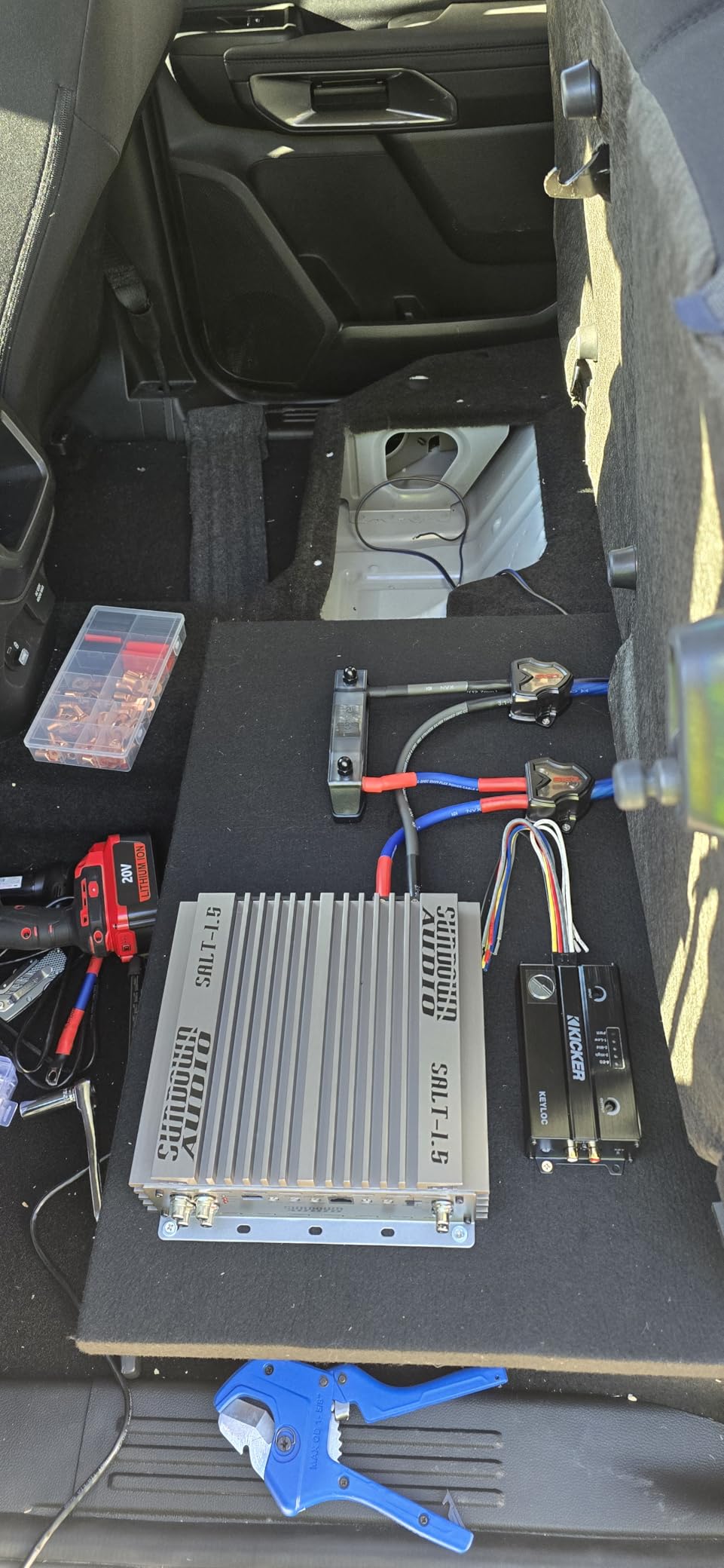 Kicker 47KEYLOC Key Series Smart Powered Line-Out Converter customer photo 1