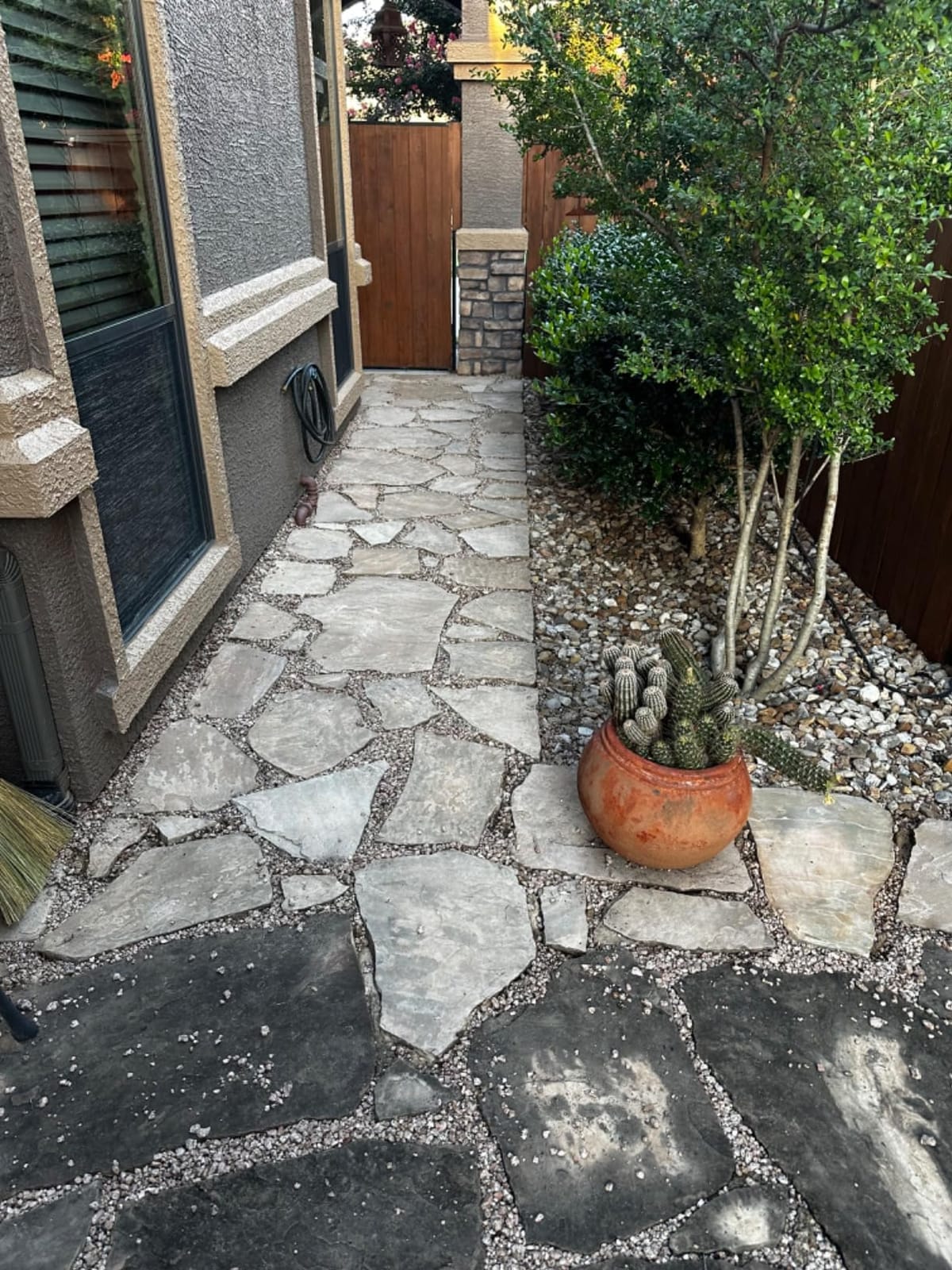 CRAFTSMAN Electric Pressure Washer, Cold Water, Lightweight Corded Power Washer for Cars, Driveways, Patio and Garage, Powerful 1700-PSI, 1.2-GPM, Compact, Easy to Use (CMEPW1700) customer photo 1