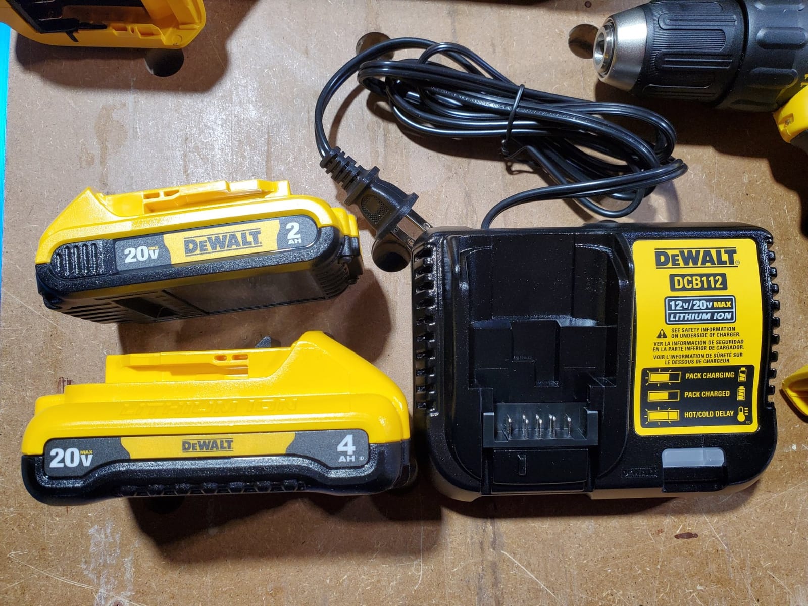 DEWALT Tools 5 Tool Power Tool Combo Kit, Cordless Drill Impact Driver Saw Oscillating Multi-tool Set with 20V MAX Battery and Charger (DCK551D1M1) customer photo 1