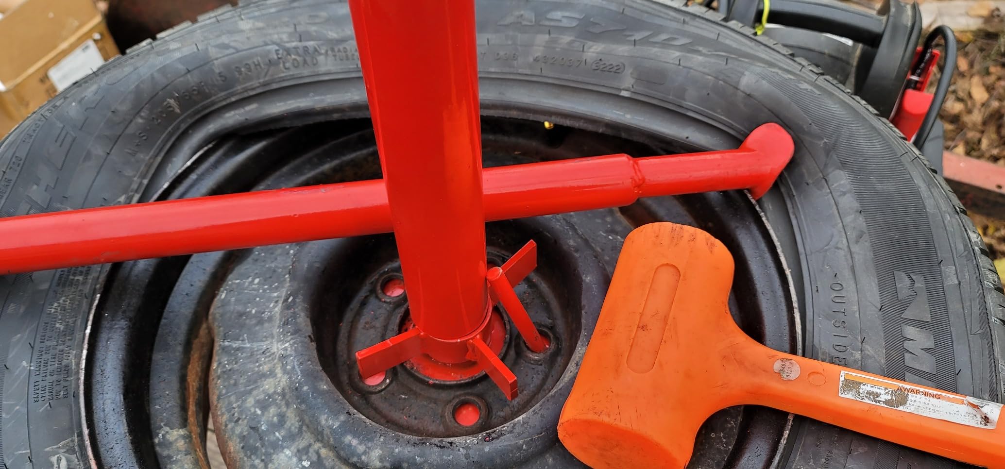TUFFIOM Manual Tire Changer, Portable Hand Bead Breaker Mounting Tool for 8” to 16” Tires, for Home Garage Small Auto Shop customer photo 2